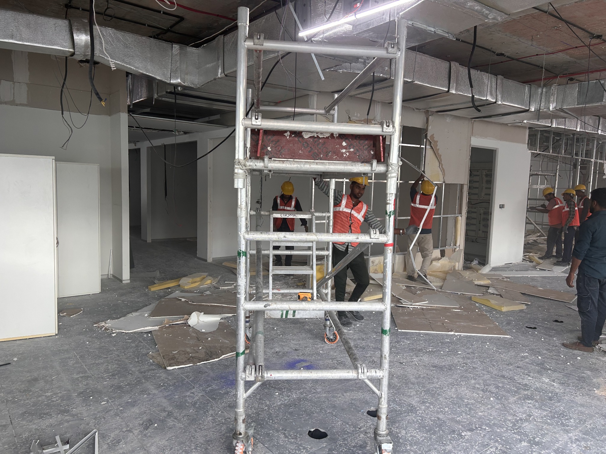 Commercial dismantling work